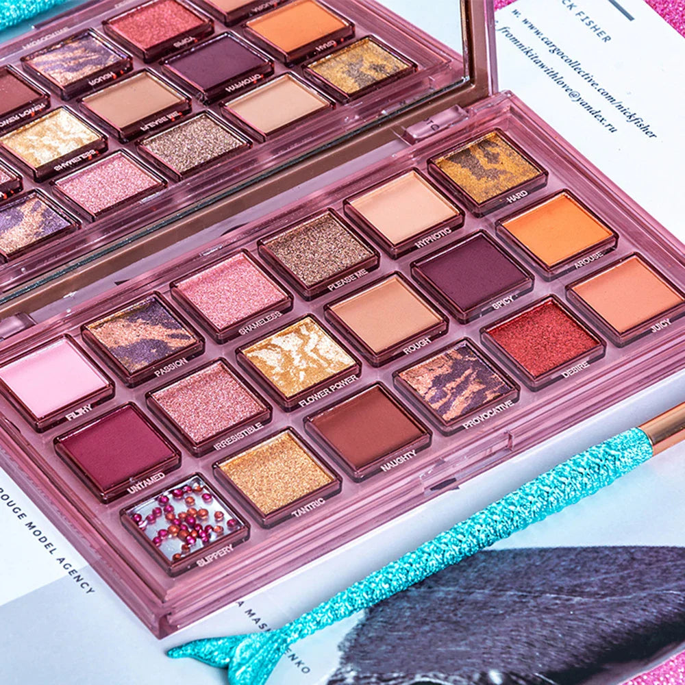 🍒 18 Colours Pomegranate Seeds Eyeshadow Palette 🍒